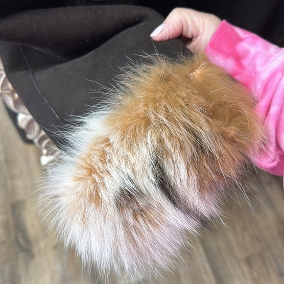 Blue duck chocolate brown suede shearling. Dyed fox trim Gorgeous!!!! - Picture 4 of 5